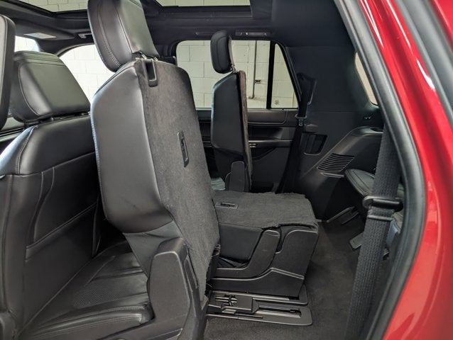 2021 Ford Expedition Max — detail view
