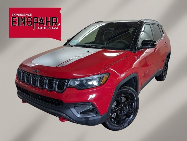 2024 Jeep Compass Trailhawk in Black Clearcoat — front three-quarter view